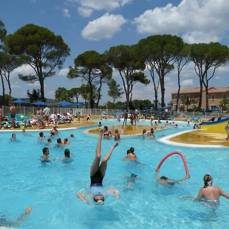 Maison Climatisee Avec Piscine Chauffee בית נופש