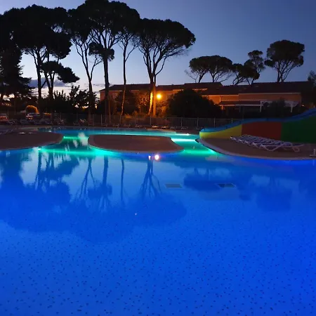 Maison Climatisee Avec Piscine Chauffee Vakantiehuis Calvisson