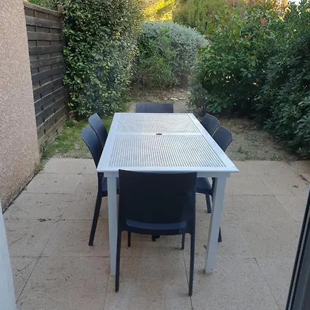 Maison Climatisee Avec Piscine Chauffee *